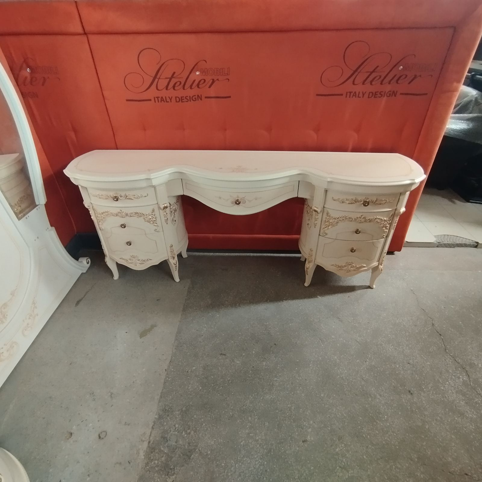 Туалетный столик Reggenza Luxury