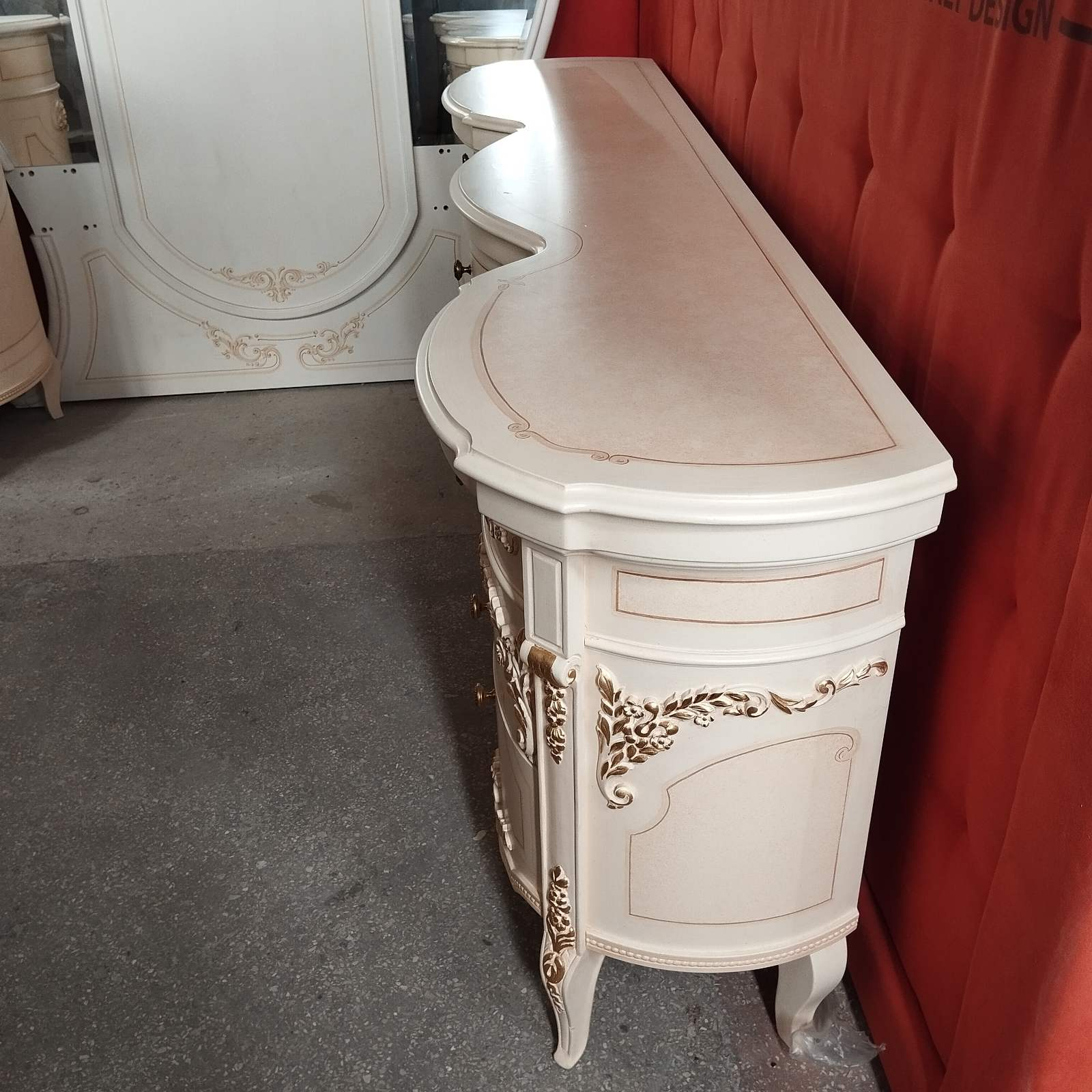 Туалетный столик Reggenza Luxury