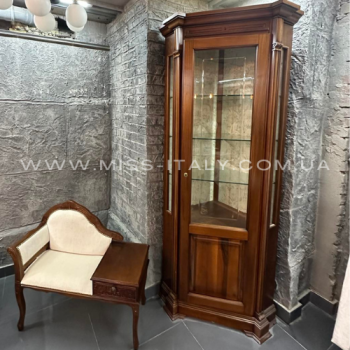 Кутова вітрина Annare