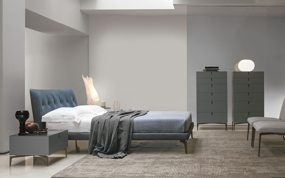 Приліжкова тумбочка Meridien