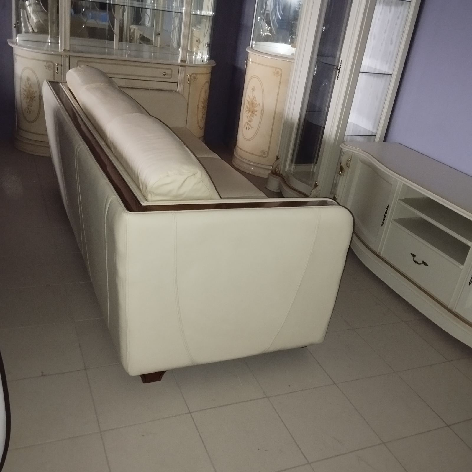 Диван і два крісла VERA