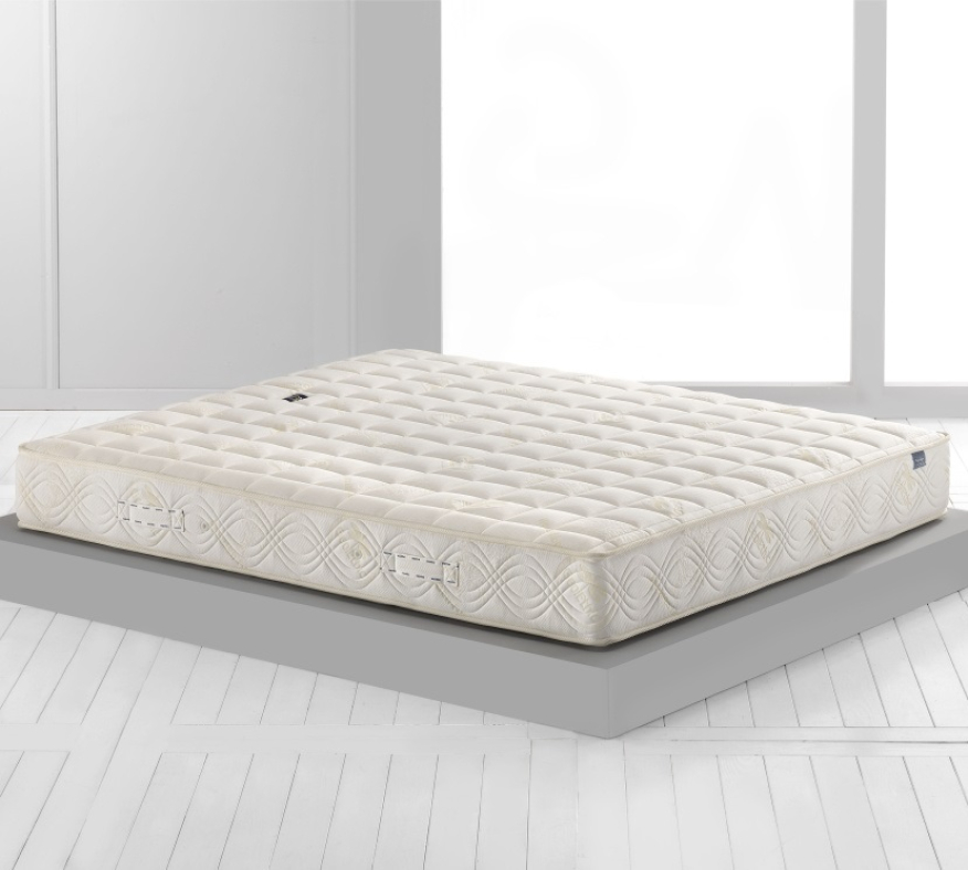 Naturcomfort - матрац італійської фабрики Magniflex